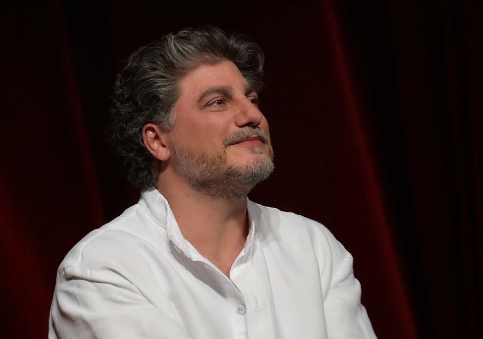 Jos Cura during the curtain call after Otello in Zurich, 2011.