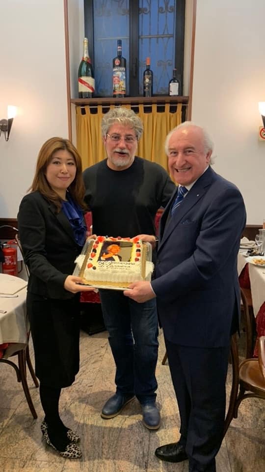 Jos Cura helps celebrate 50 years career of Vittorio Terranova. 