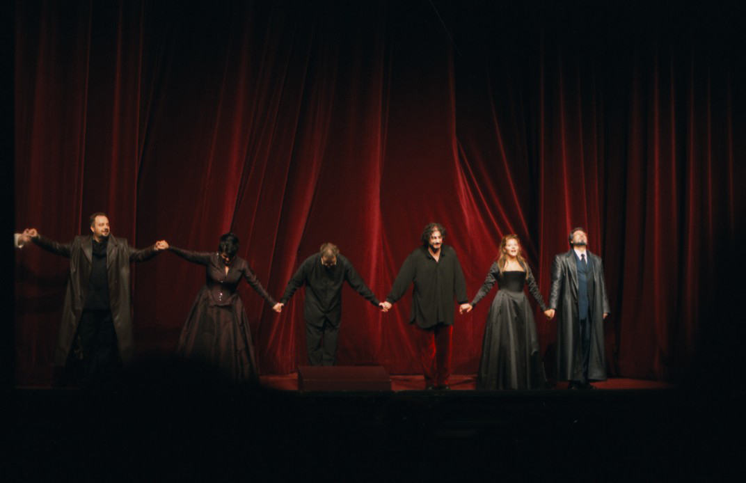 Jos Cura as Don Carlo, Zurich Opera Production, 2003.