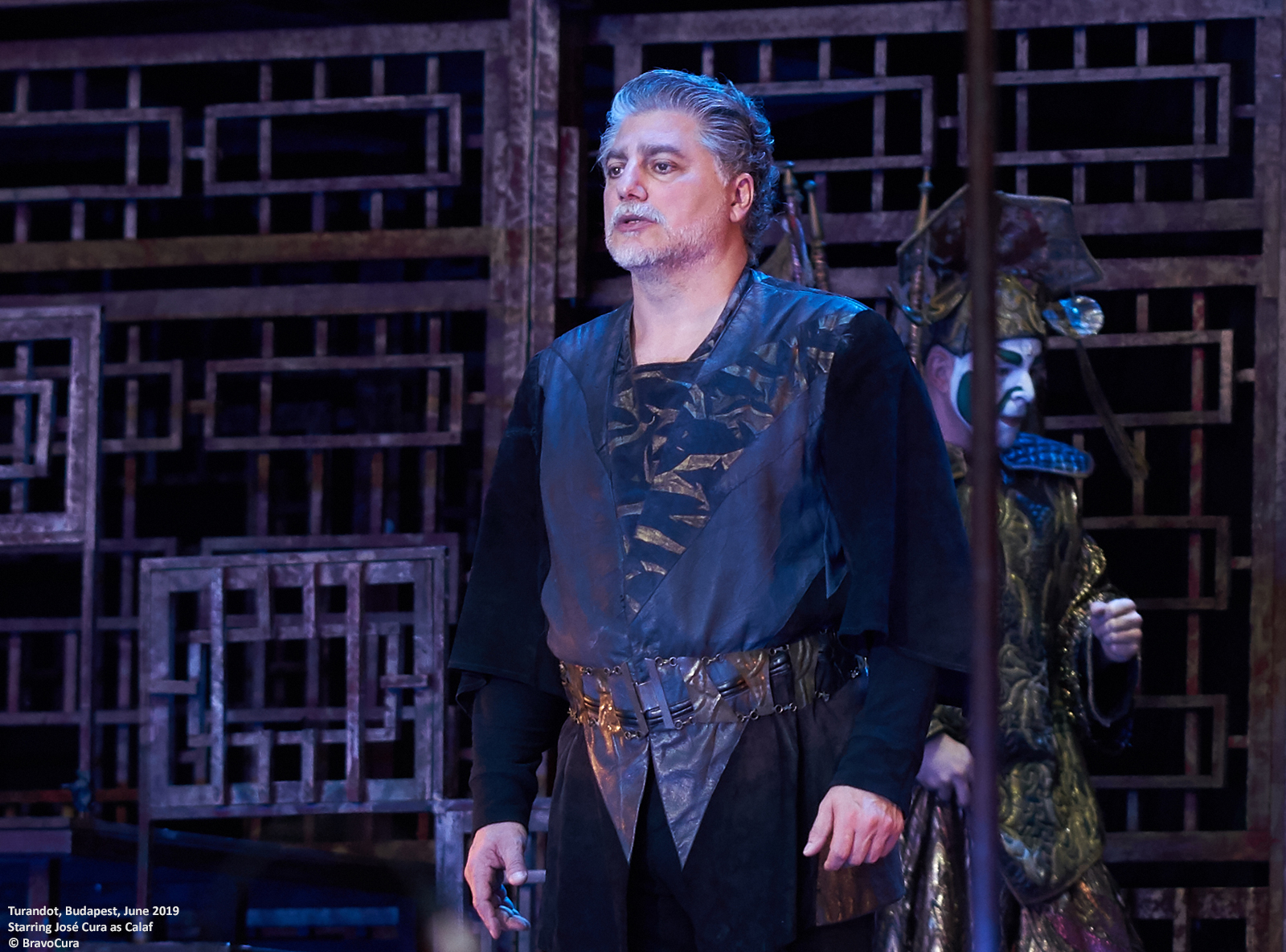 Jos Cura stars as Calaf in the 2019 Budapest production of Turandot.