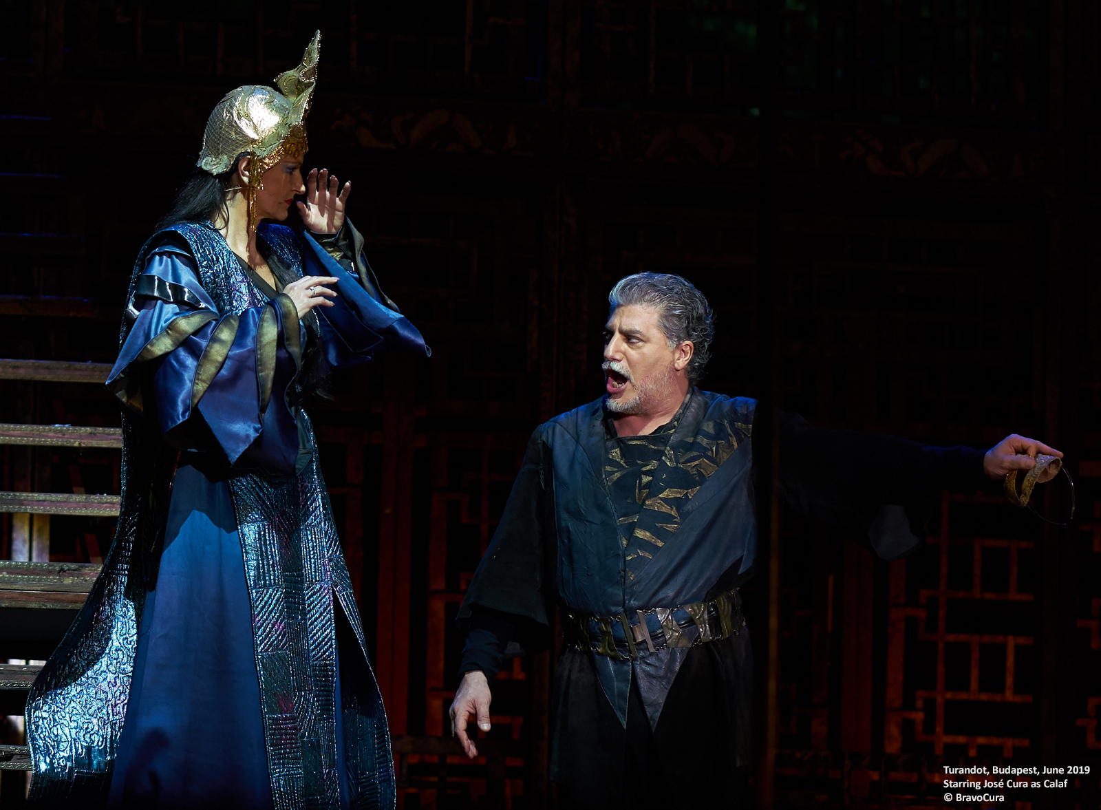 Jos Cura stars as Calaf in the 2019 Budapest production of Turandot.