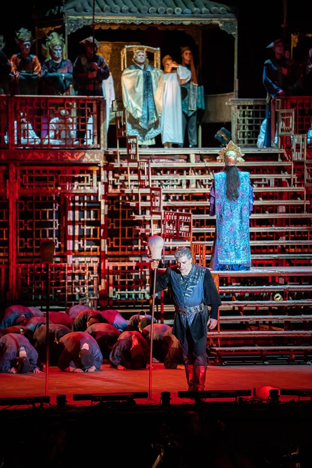 Jos Cura stars as Calaf in the 2019 Budapest production of Turandot.