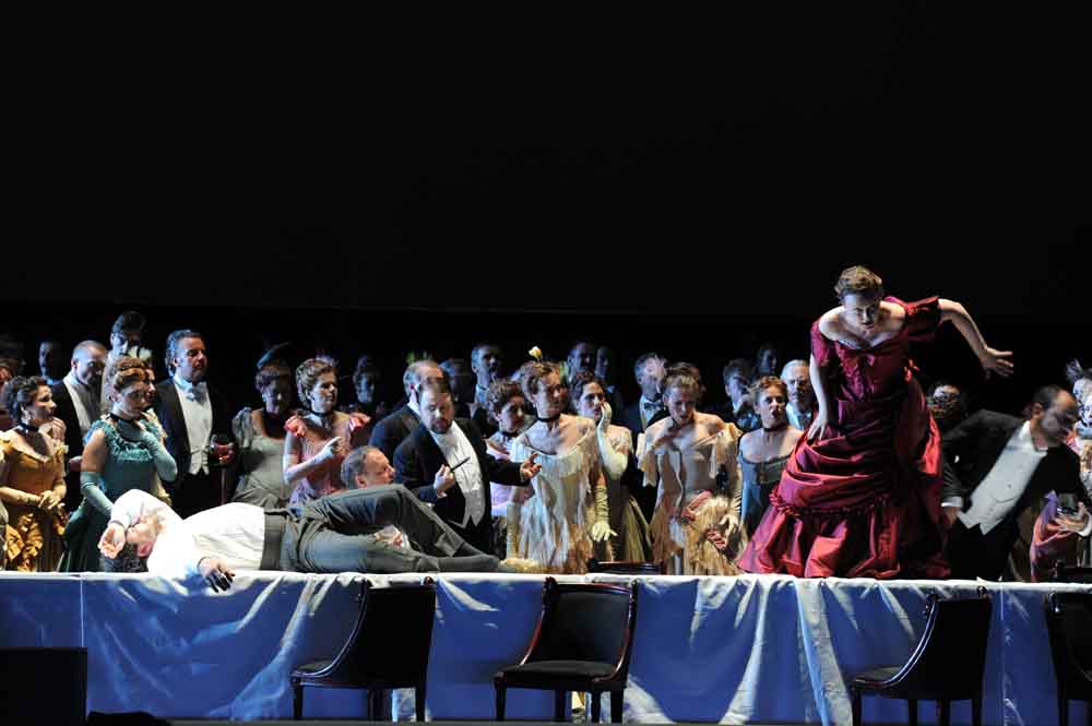 Jos Cura in the 2011 Berlin production of Samson et Dalila.