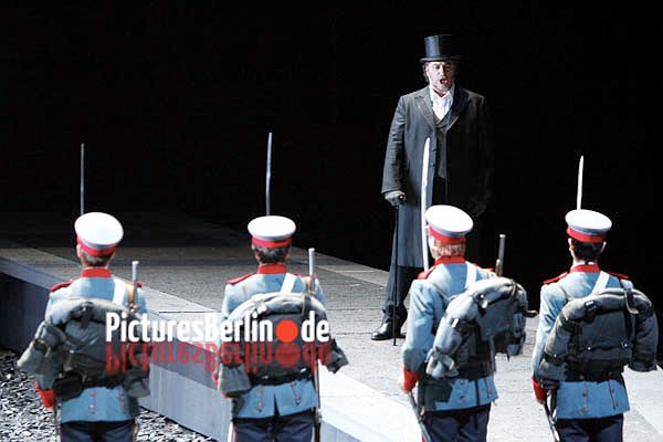 Jos Cura in the 2011 Berlin production of Samson et Dalila.