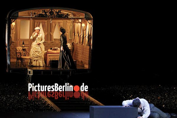 Jos Cura in the 2011 Berlin production of Samson et Dalila.