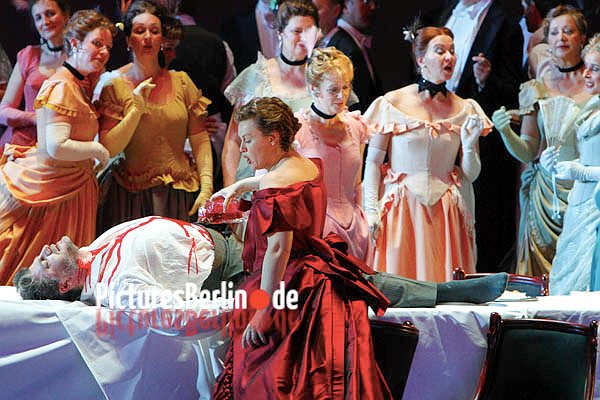 Jos Cura in the 2011 Berlin production of Samson et Dalila.