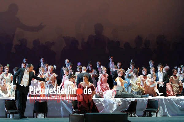 Jos Cura in the 2011 Berlin production of Samson et Dalila.
