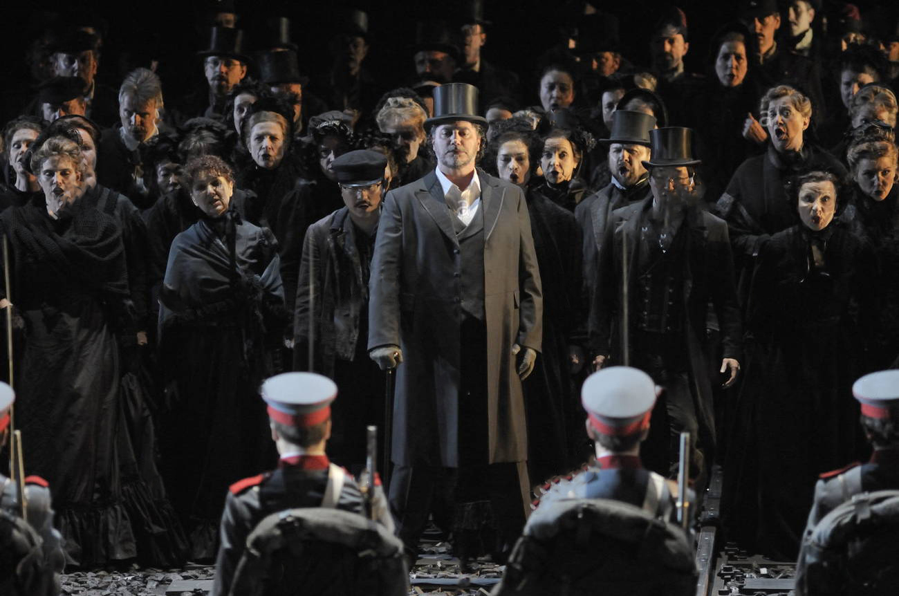 Jos Cura in the 2011 Berlin production of Samson et Dalila.